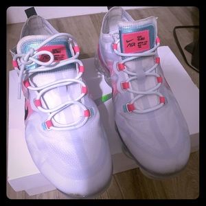 2019 women’s vapor max size 10